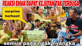 REAKSI EMAK DAPAT KEJUTAN TAK TERDUGA DAN DAPAT HADIAH YANG DI INGINKAN , BAPAK TERHARU BAHAGIA 