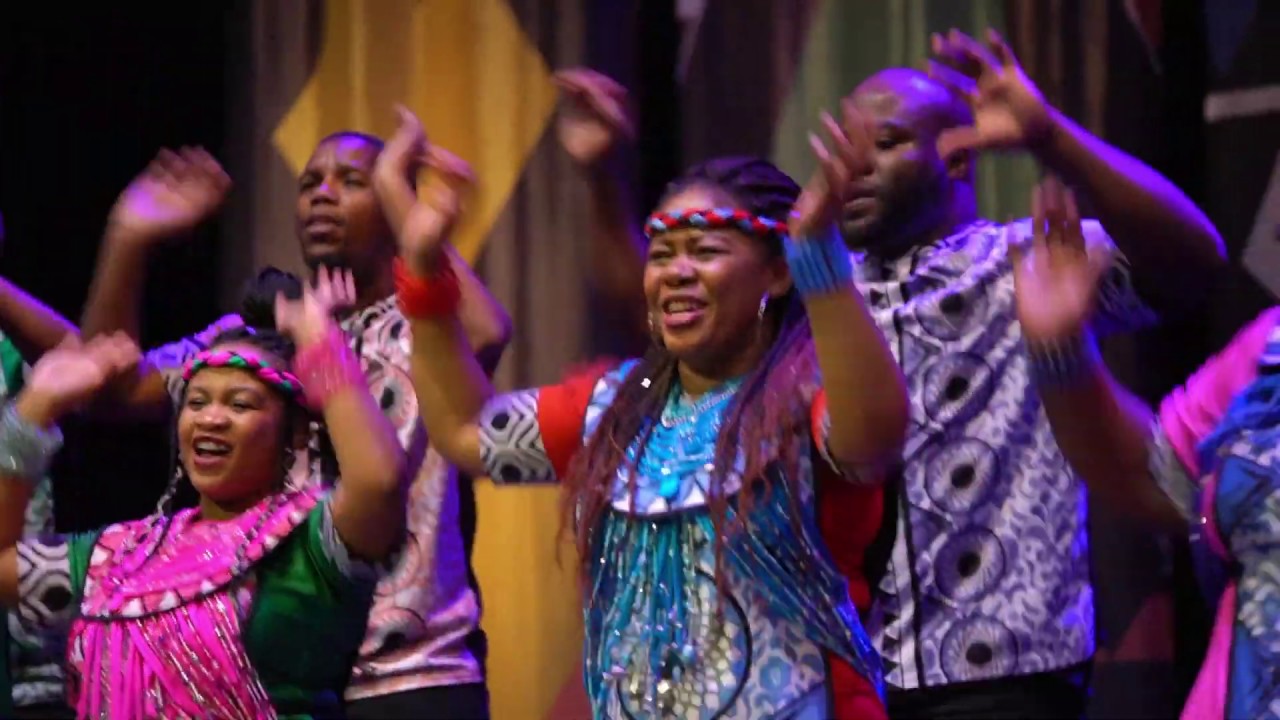 Soweto Gospel Choir FREEDOM - YouTube