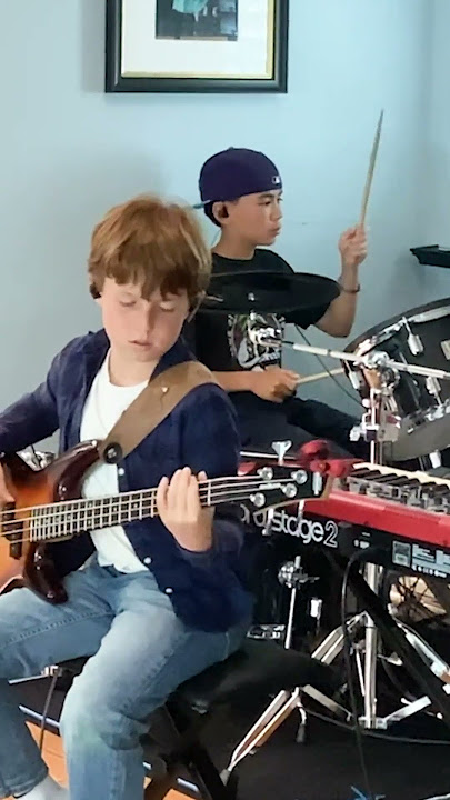 I Can't Tell You Why cover by the Graystones