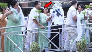 Neelu Kohli Get's Uncontrollable & Running On Road At Her Husband Antim Darshan