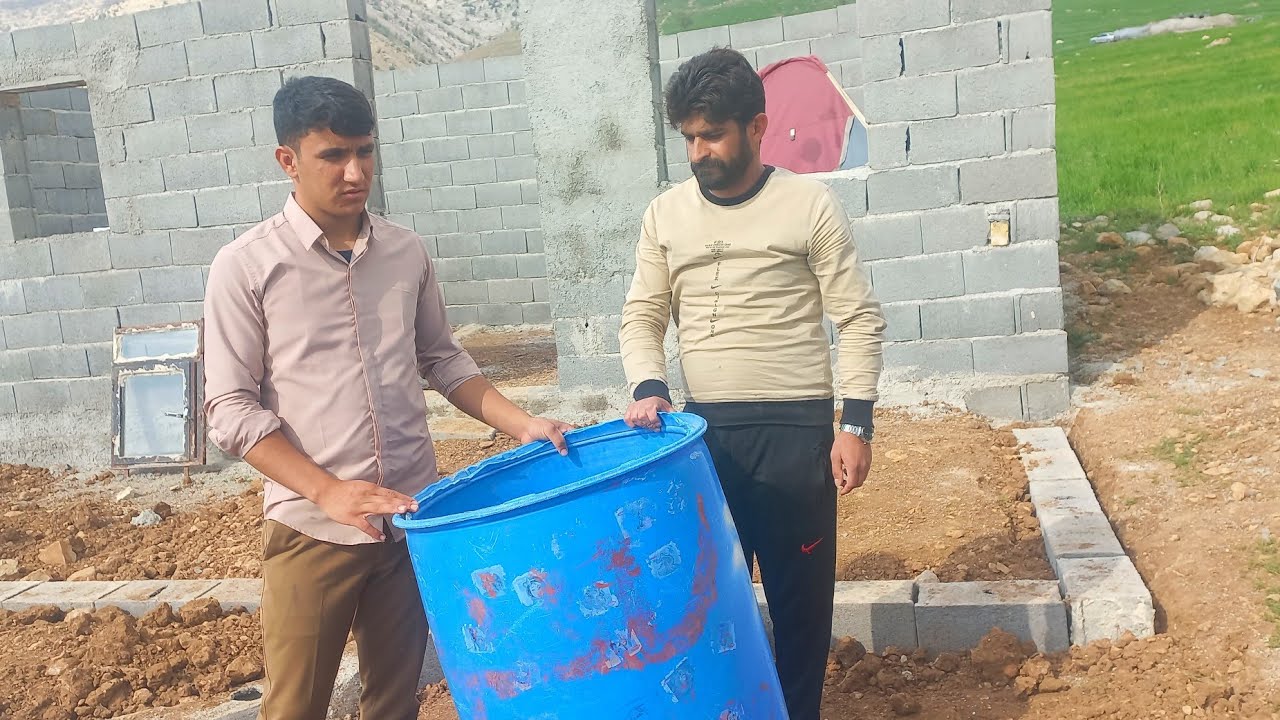 blind woman's life was transformed by the kindness of Rasool and Dar's 14 family :nomad life