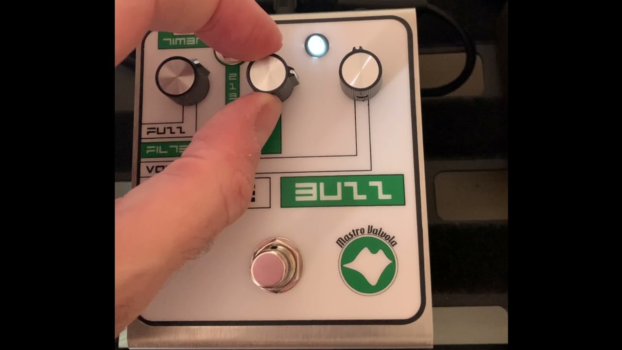 Mastro Valvola pedals - Love Buzz hybrid fuzz
