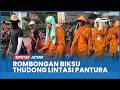 Cerita Biksu Thudong Lintasi Pantura, Cuaca Panas Bikin Rombongan Sering Berteduh