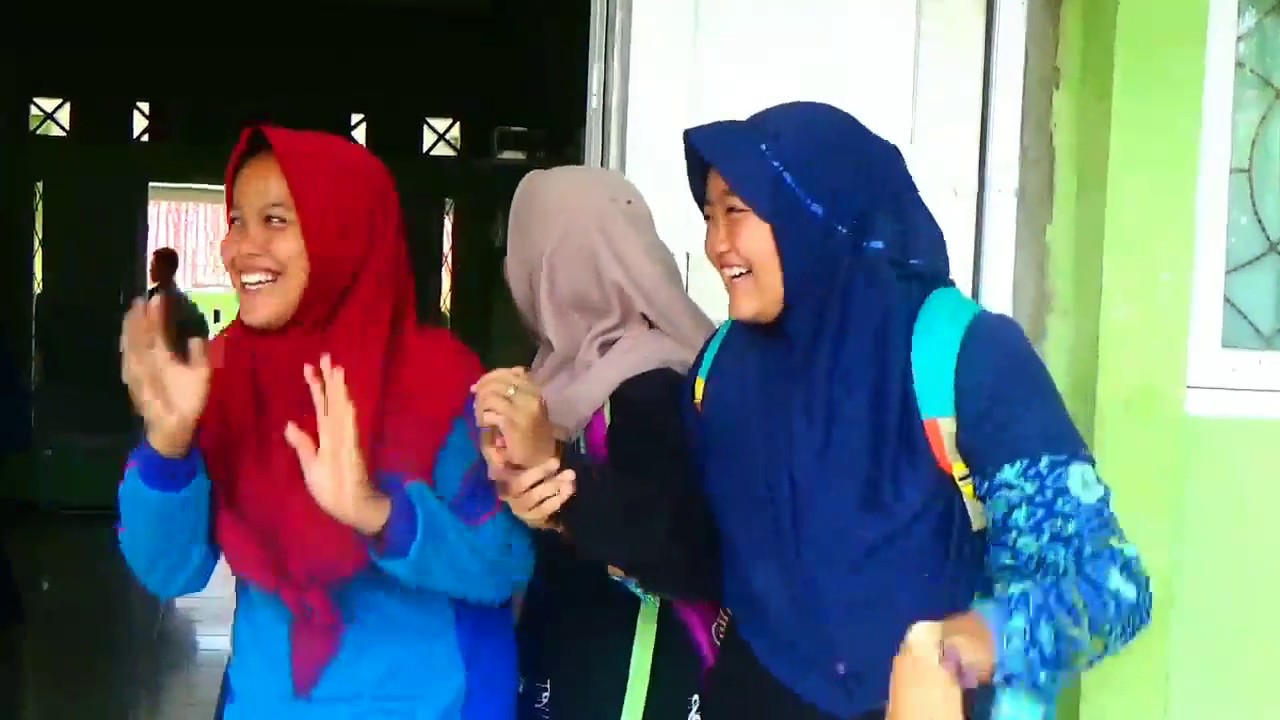  KOCAK  PERINGATAN HUT  RI  DI SMAN 6 SELUMA YouTube