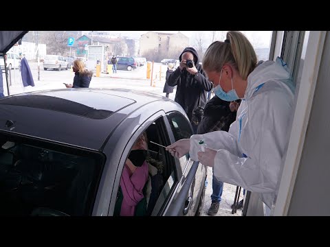 U Sarajevu otvoren prvi punkt za drive-in testiranje na koronavirus