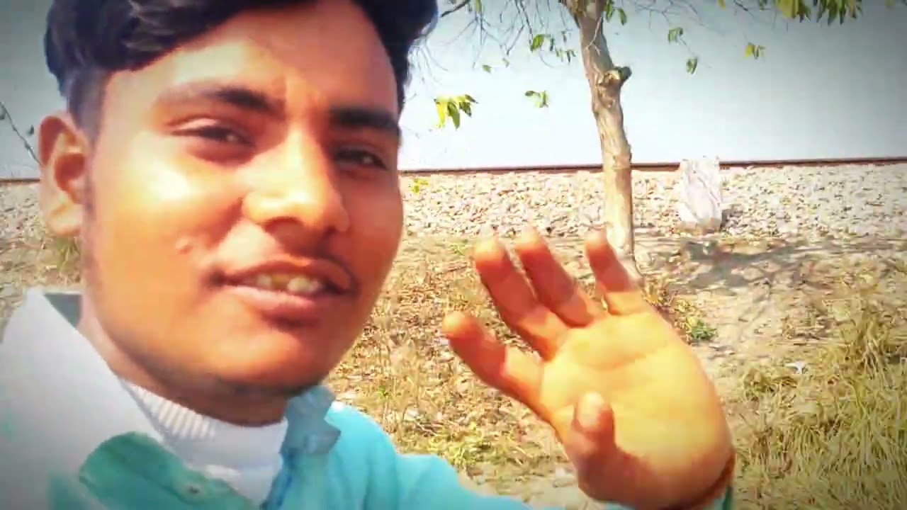 आज हम गए गंगा जी के स्नान करने पर गंगा जी पर सबसे पाया कोईनहीं मिला#गंगाजी जय भोले की commet करो 😍😍