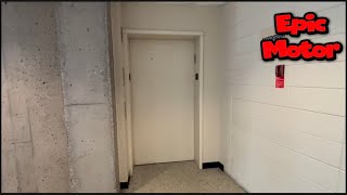 Epic motor! Otis series 5 Hydraulic elevator - Coliseum Sun Life Rimouski QC