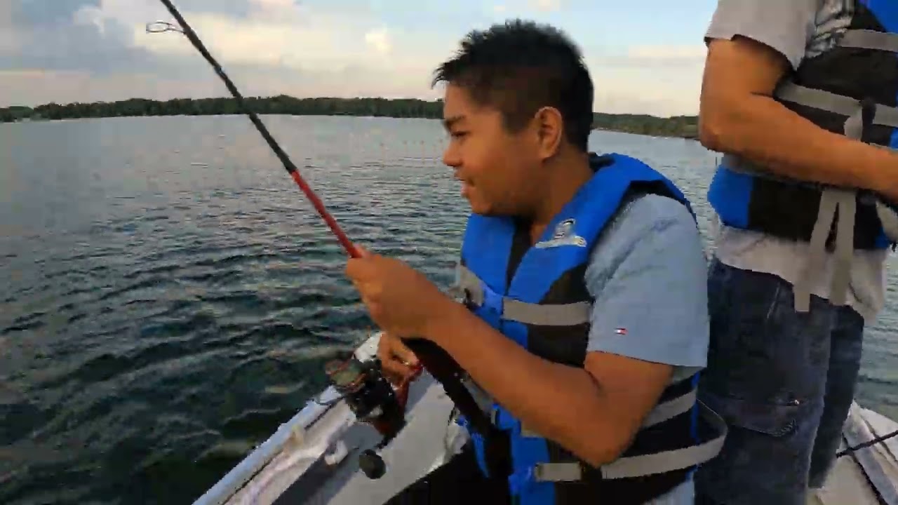 Fishing at Bass Lake | Ontario, Canada