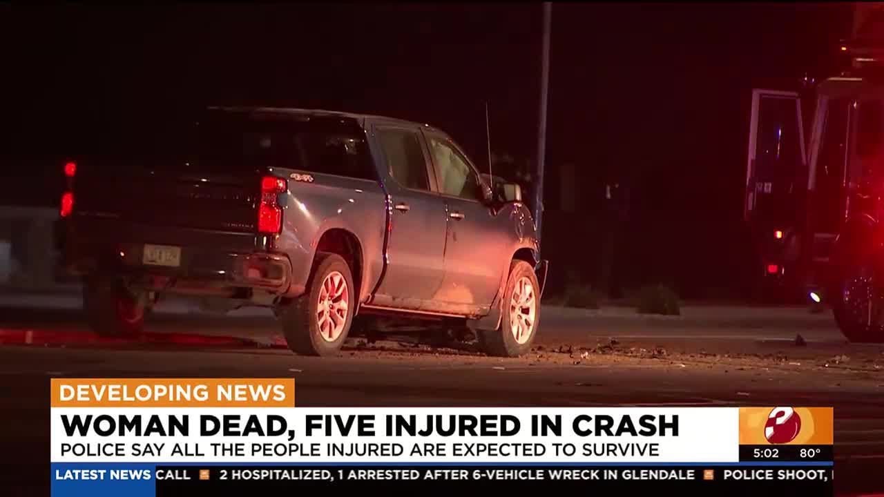 Woman dead, 5 hurt after crash in west Phoenix - YouTube