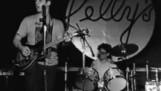 beat happening * TIGER TRAP * live @ Kelly's ~ Norman, OK. 4-12-92