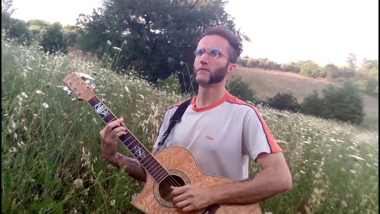 Уно Моменто - YouTube