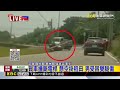 最新》貨車撞斷電桿 懸空掛稻田 男受困雙腿傷@newsebc