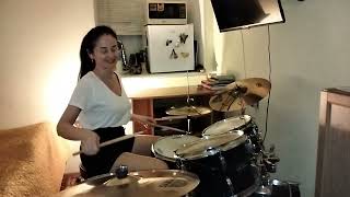 An 8th-note ride half time pattern 