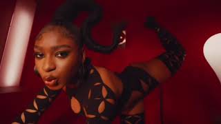 stan twitter: normani tututututuuu..