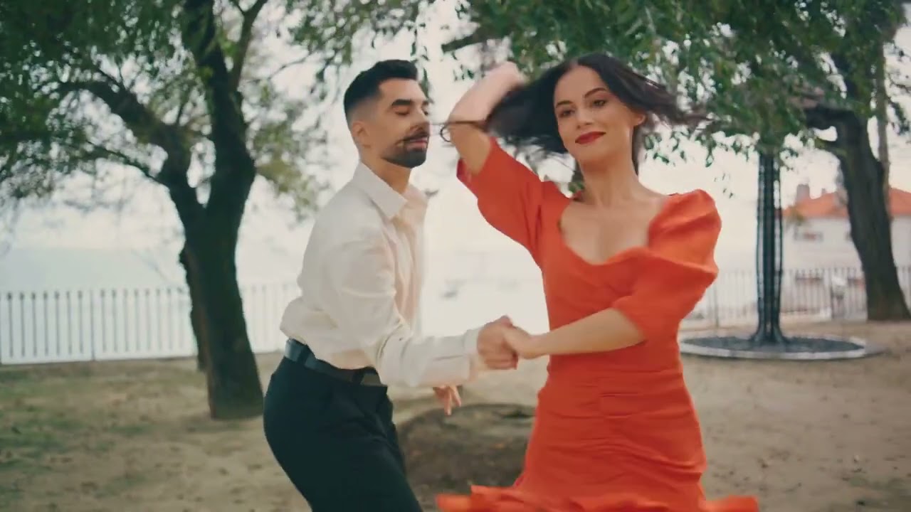 Learn Salsa Dancing Step by Step (Beginner Salsa Online Course)