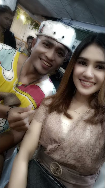 RAJA PANCI DAN ARTIS LIA