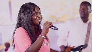 Hausa Worship medley #HausaWorship #spiritleadme #spiritualsongs screenshot 2