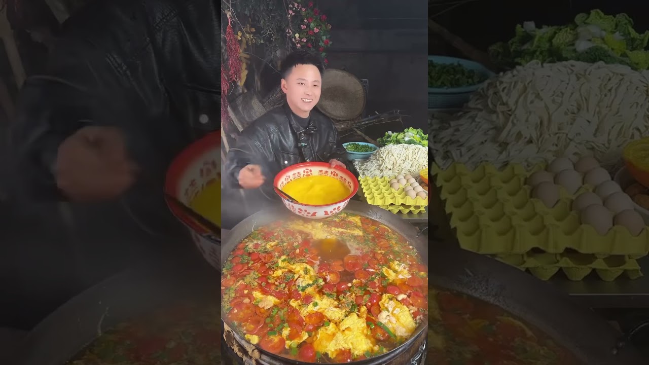 Cooking Chinese Tomato & Egg Soup in a Giant Pot | Big Wok Chinese Home Cooking