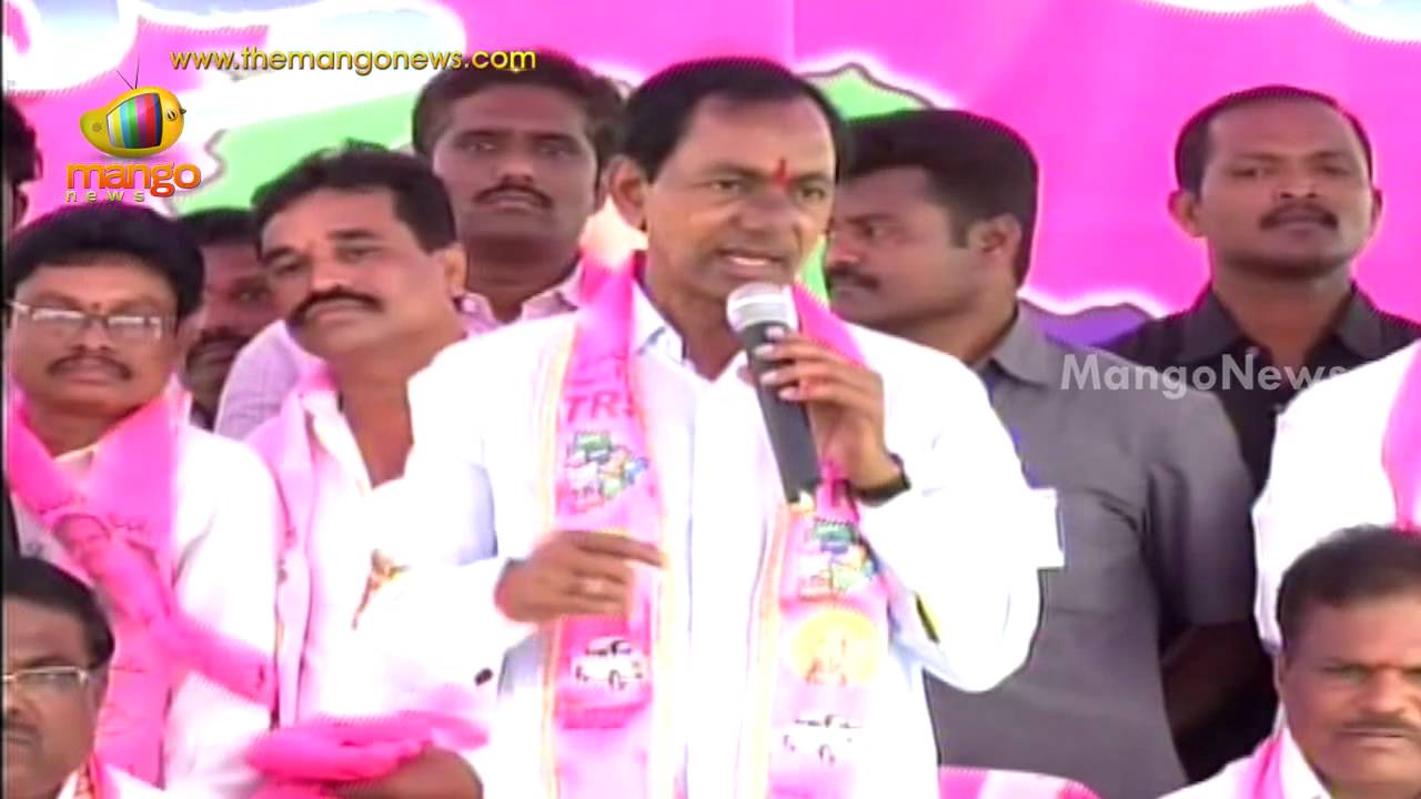 KCR speaking about the housing schemes for backward people in Telangana