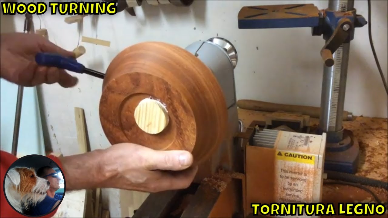 Ciotola decentrata in legno