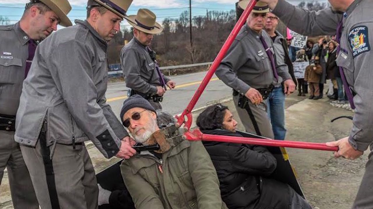 Oscar-Nominated Actor James Cromwell Speaks Out Before Jail Time for Peaceful Anti-Fracking Protest