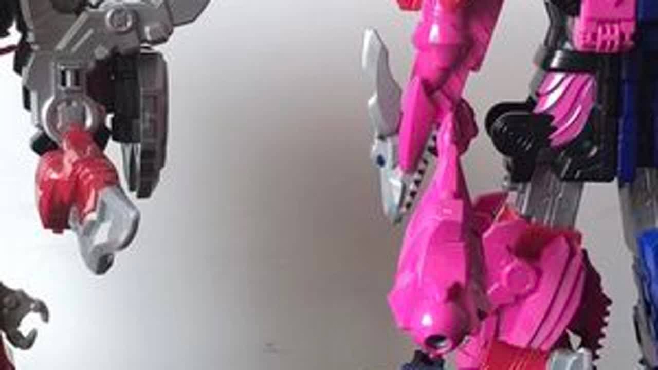 机界战队 朱兰魔法 布鲁牙昂 交换合体 DX版合体变形玩具演示