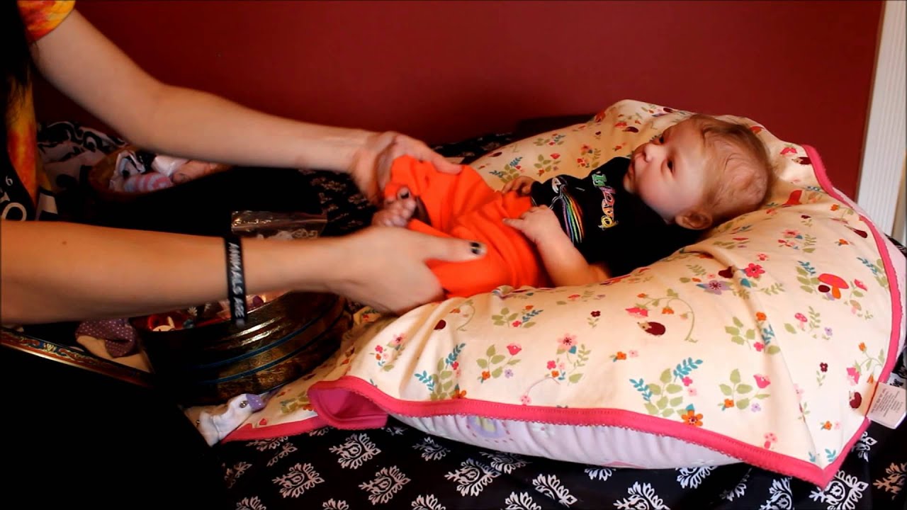 Changing Reborn Baby Freya & Reaction stories!