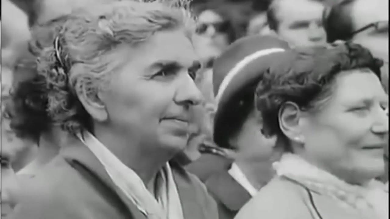 Héroes David Bowievídeo Muro de Berlín/ Berlín Wall/Sub YouTube