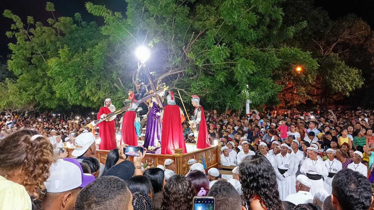 Jesús con la cruz a cuestas💜Jueves Santo🙏🏼 Semana Santa en Tolú 2023.