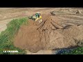 Amazing Bulldozer Push Clear Sand In The Mud, 10Wheels Dump Truck Unloading Sand!