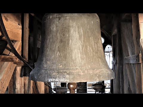 Bamberg (BA) Die zehn Glocken vom Dom Sankt Peter und Georg (Turmaufnahme)