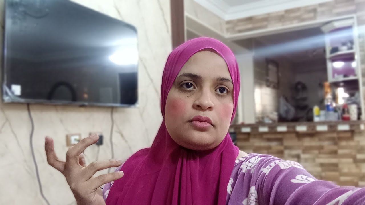 مدام بوردو بتقولي جابتلي ٣ تلاجات