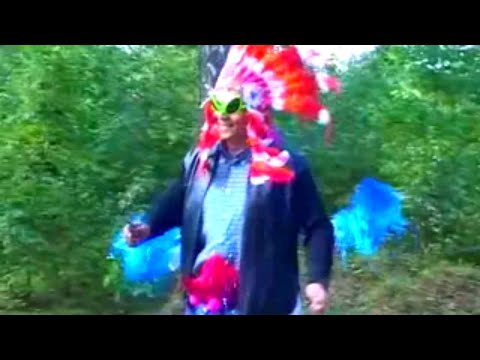 Videó: Hogyan Készítsünk Piñatát Az ünnepre