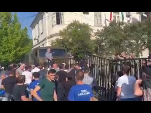 სახალხო პროტესტი დროებით ოკუპირებულ აფხაზეთში | ვითარება სოხუმში - ბოლო ცნობები