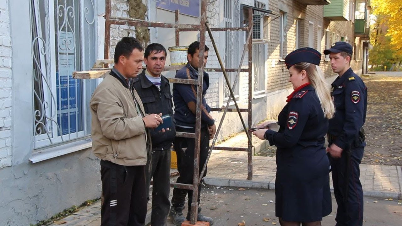 Будут ли депортировать таджиков из россии