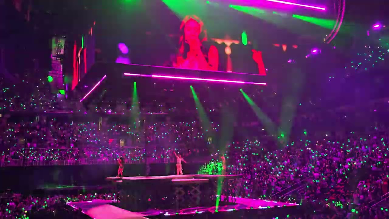 Twice-Takedown (from KDH) (Jeongyeon, Jihyo, & Chaeyoung unit stage) | Atlanta 26-2-27