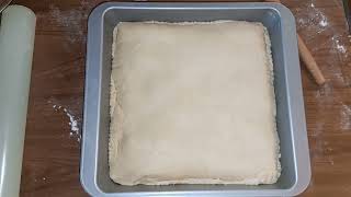 LARGE MEAT PIE IN ONE BAKING PAN FOR THE FAMILY SAVES TIME