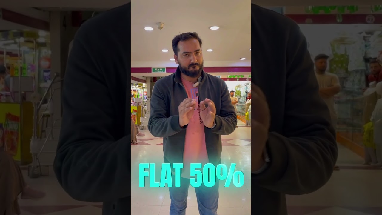 Gull Plaza Per Upto 70% off ki sale lag gayi 