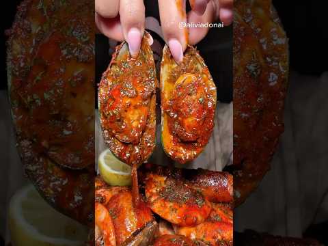 SPICY SEAFOOD BOIL FEAST 🦀🍤🔥 Juicy lobster, giant shrimp & explosive cajun butter! #shorts #mukbang