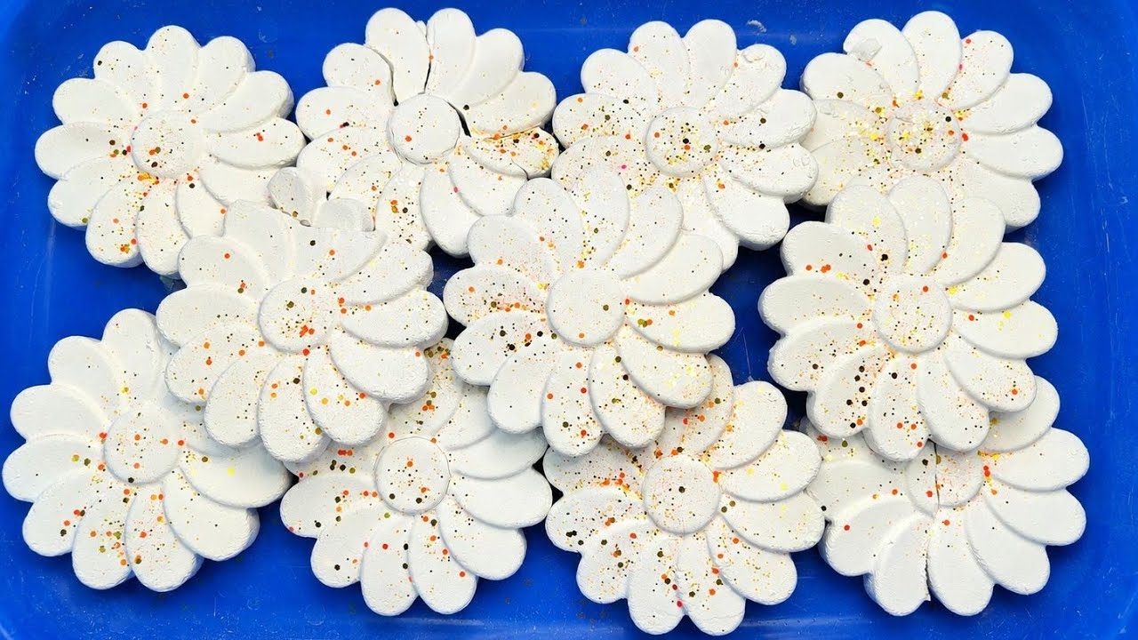 ✨ Crispy Flowers 💮 | GYM CHALK ASMR | Oddly satisfying ✨ - YouTube