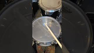 Premier 14x4.5 snare from 60'/ Remo ambassador clear. Piccolo metal/punk/grind snare'