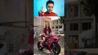 Leozinho constrói uma moto turbinada para Emilly Vick! #shorts #emillyvickof #kpopdemonhunters