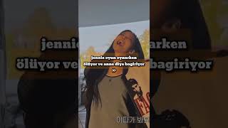 Jennie Oyun Oynarken Oluyor Ve Anne Diye Bagiriyor