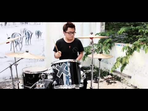 LUX SPECTRA - MANUSIA (OFFICIAL MUSIC VIDEO)