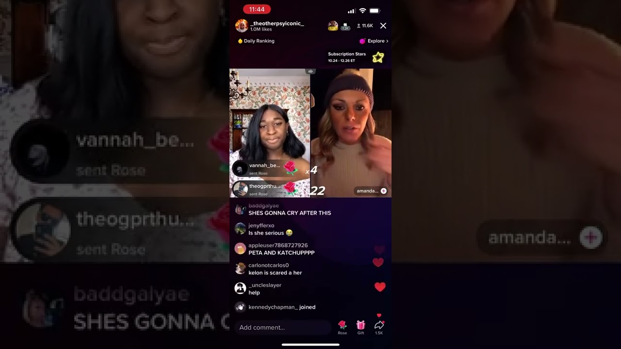 Терри Джо и Аманда в прямом эфире TikTok 18.10.22 (становится жарко)