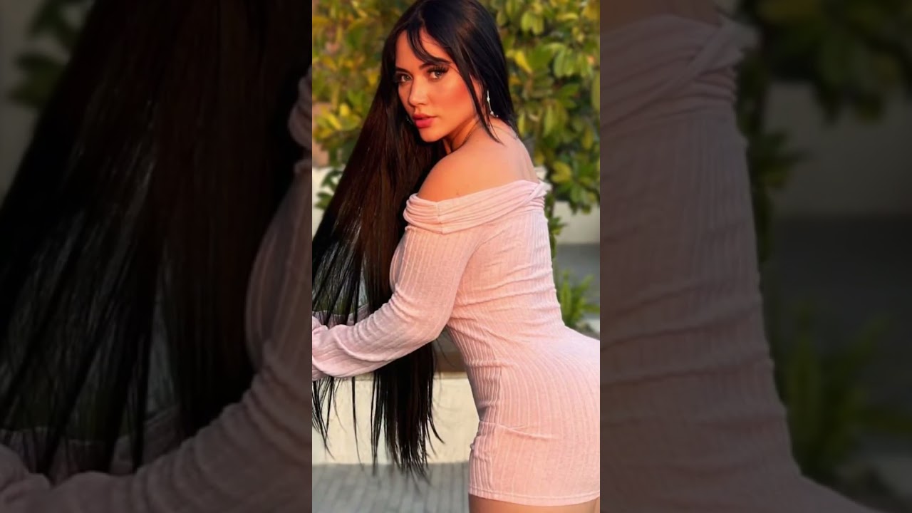 Meet Carolina Pineda |  Mexican Plus Size Curvy Fashion Model | Body Positivity | Influencer | Bio