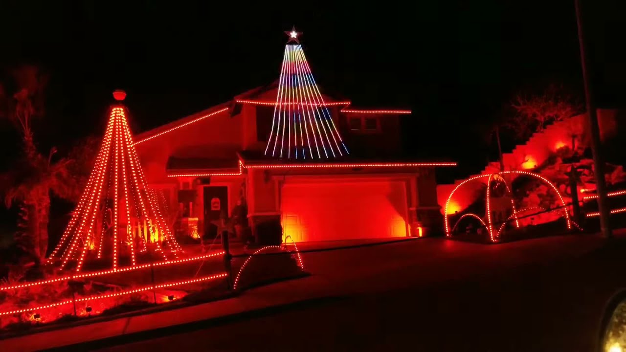 The Best Christmas Dancing Light Show In Highland CA. December 2020