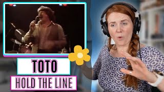 Download Lagu Vocal Coach reacts to Toto - Hold The Line MP3