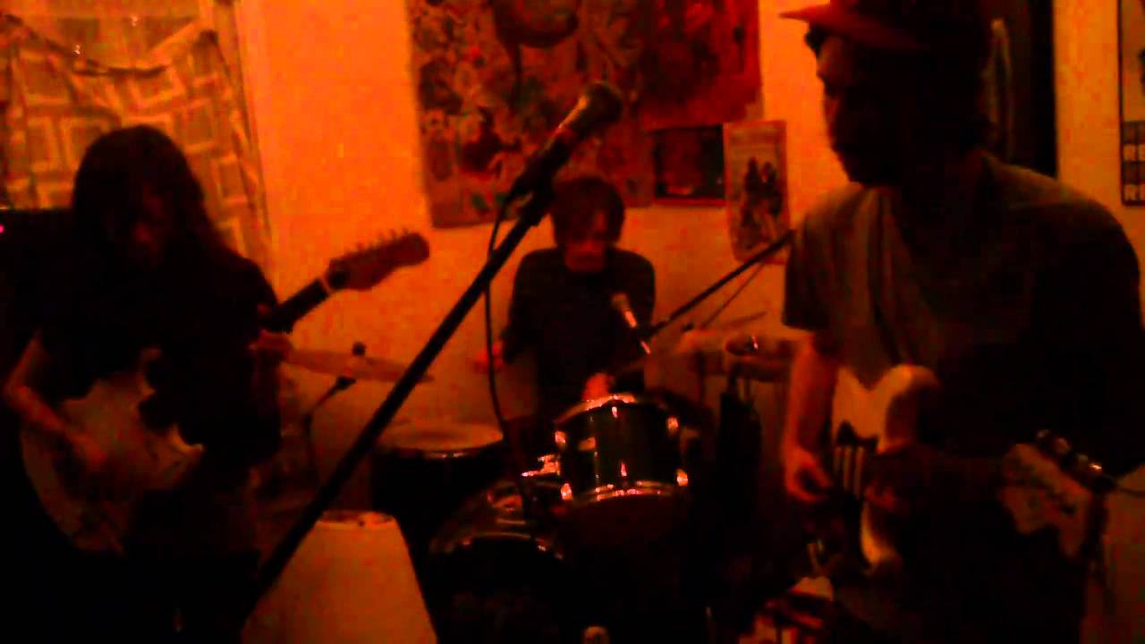 [road to sxsw] Quilt "Cowboys in the Void" at a house show in