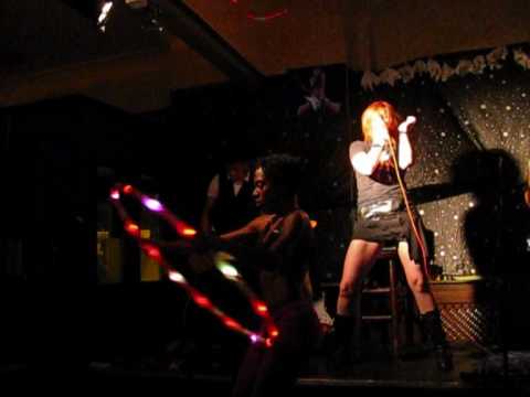 Spirit Hoop Cake performing with Debbie Smith & Wrapped In Plastic